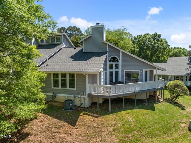 105 Elmwood Circle, Chapel Hill, NC 27514