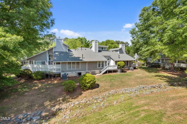 105 Elmwood Circle, Chapel Hill, NC 27514