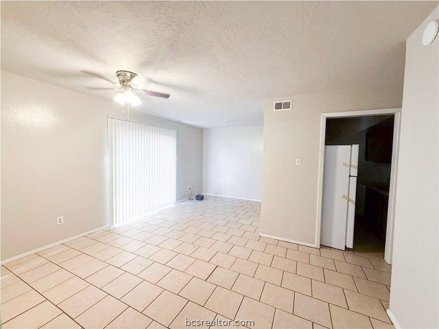 2402 Blanco Drive B, College Station, TX 77845
