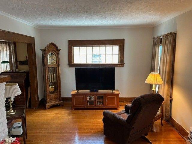 1240 Ridge Road NW, Canton, OH 44703
