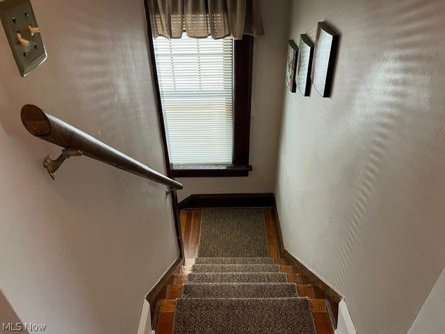 1240 Ridge Road NW, Canton, OH 44703