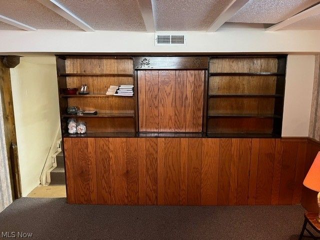 1240 Ridge Road NW, Canton, OH 44703