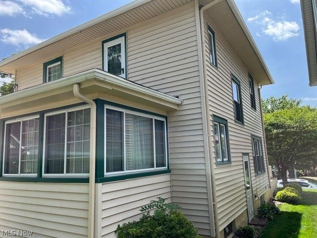 1240 Ridge Road NW, Canton, OH 44703