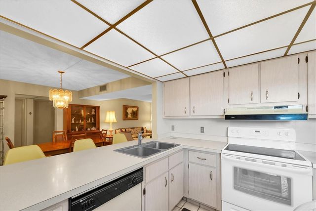 12300 VONN ROAD 4101, Largo, FL 33774