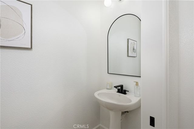 1321 Amarone Way, Santa Maria, CA 93458