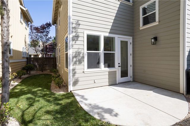 1321 Amarone Way, Santa Maria, CA 93458
