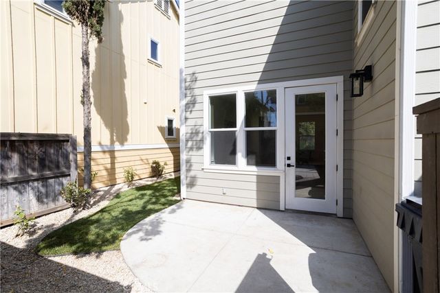 1321 Amarone Way, Santa Maria, CA 93458