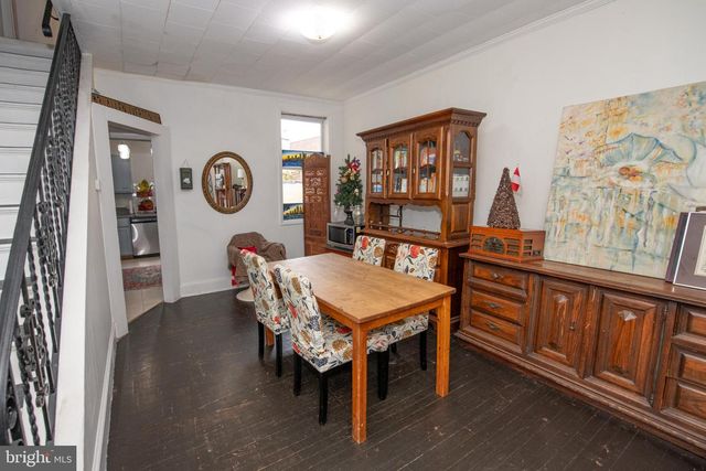 2744 PRATT ST, Philadelphia, PA 19137