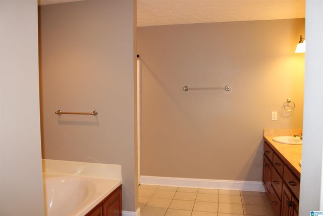 2059 MAPLEWOOD LANE, Clanton, AL 35045