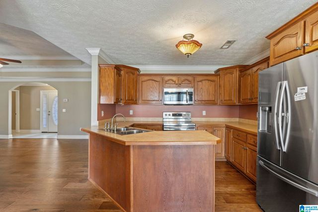 2059 MAPLEWOOD LANE, Clanton, AL 35045