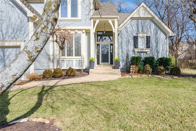 12715 Grant Street, Overland Park, KS 66213