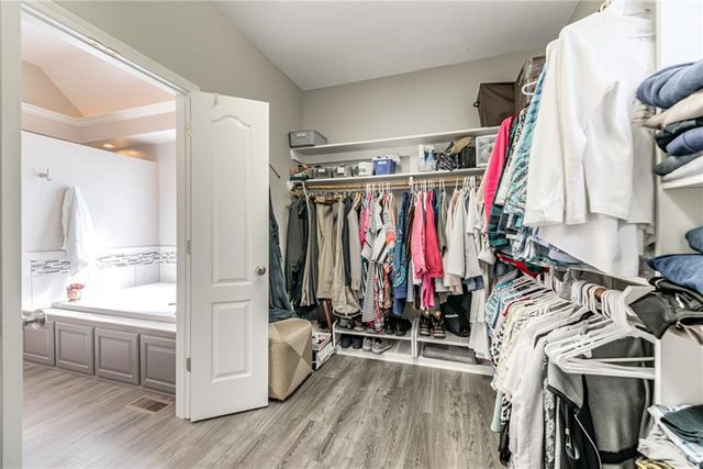 12715 Grant Street, Overland Park, KS 66213