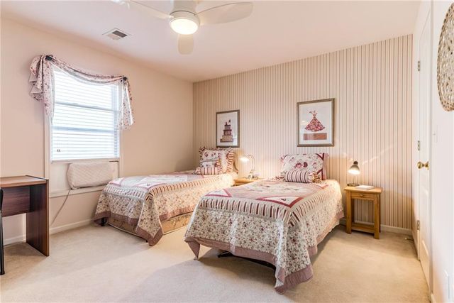 12715 Grant Street, Overland Park, KS 66213