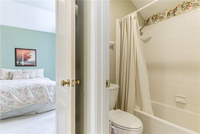 12715 Grant Street, Overland Park, KS 66213