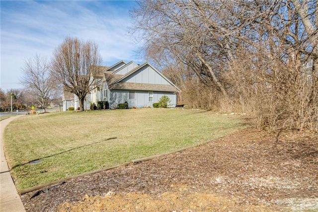 12715 Grant Street, Overland Park, KS 66213