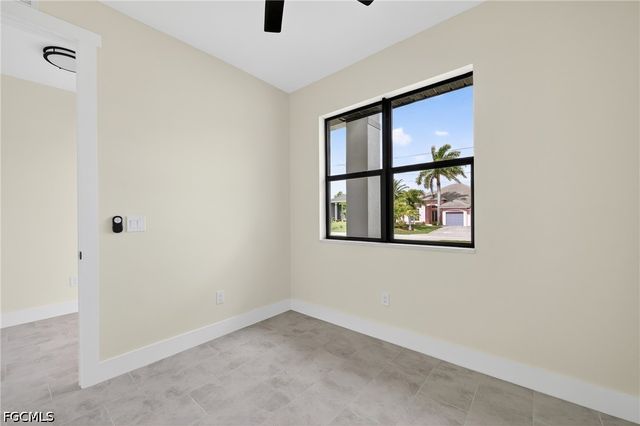 817 NW 38th PL, Cape Coral, FL 33993