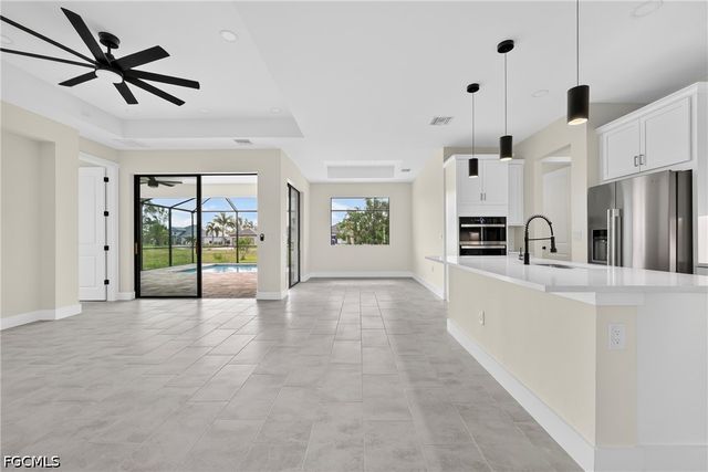 817 NW 38th PL, Cape Coral, FL 33993