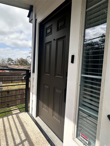 5420 Aldine Bender E Road, Houston, TX 77032