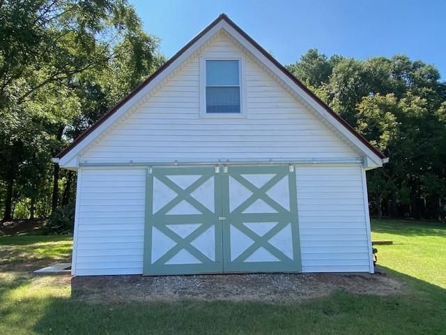 5919 River Road, Flowery Branch, GA 30542