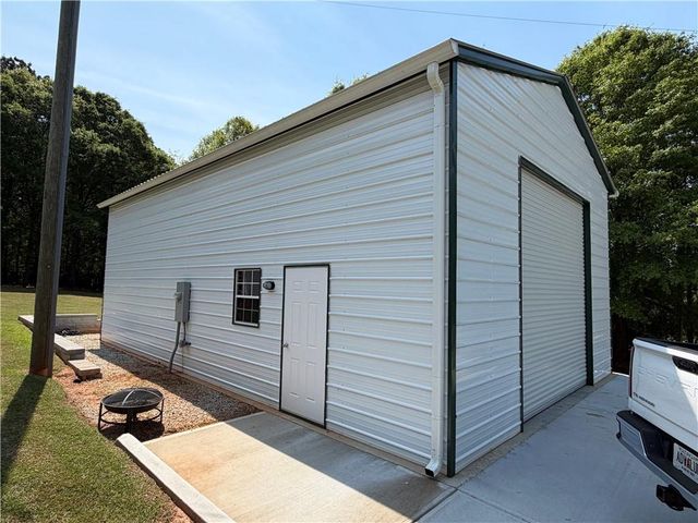 5919 River Road, Flowery Branch, GA 30542