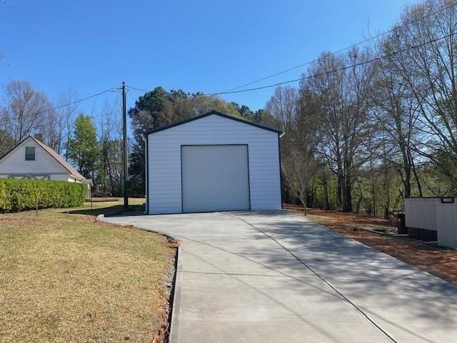 5919 River Road, Flowery Branch, GA 30542