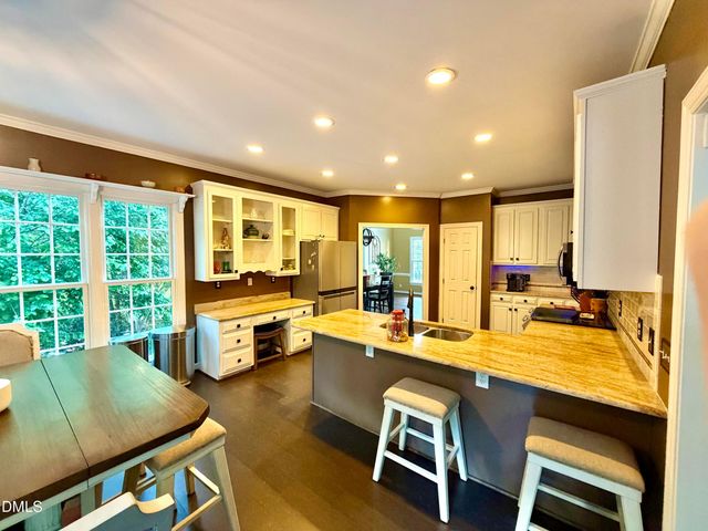 104 Parkrise Court, Cary, NC 27519