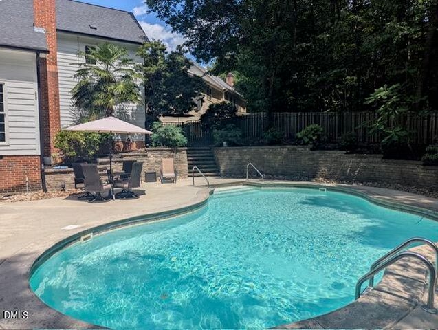 104 Parkrise Court, Cary, NC 27519