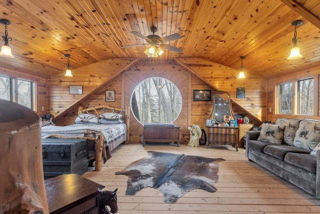 713 Al Henn Rd, Cadiz, KY 42211