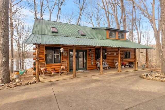 713 Al Henn Rd, Cadiz, KY 42211