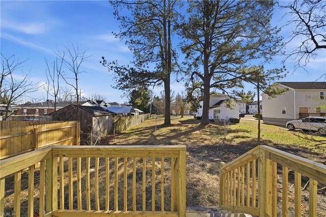 1213 Centre AVE, Portsmouth, VA 23704