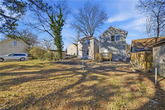 1213 Centre AVE, Portsmouth, VA 23704