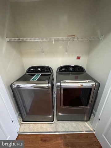 43535 HERITAGE GAP TER, Chantilly, VA 20152