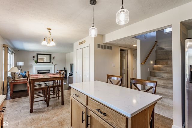 1326 N Manchester Drive, Greenfield, IN 46140