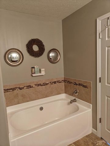 111 Firestone Drive, Delaware, OH 43015
