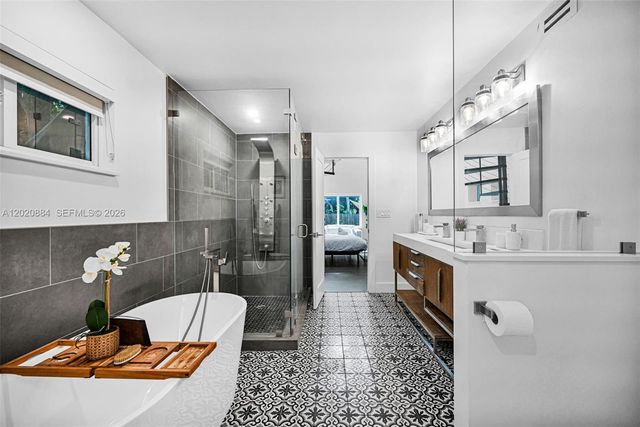 150 NE 50th Ter, Miami, FL 33137