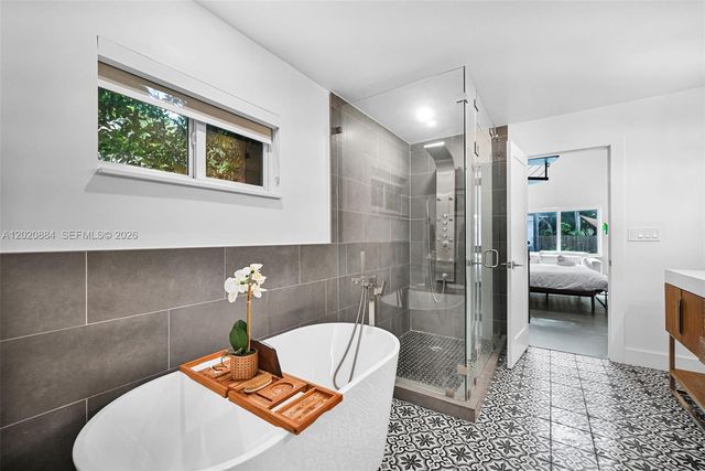 150 NE 50th Ter, Miami, FL 33137