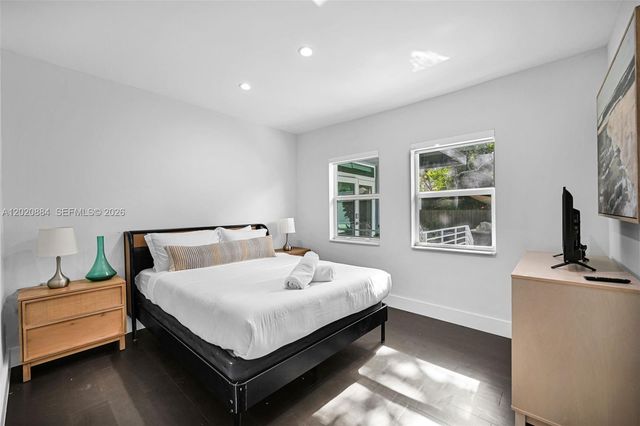 150 NE 50th Ter, Miami, FL 33137