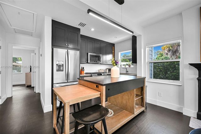 150 NE 50th Ter, Miami, FL 33137