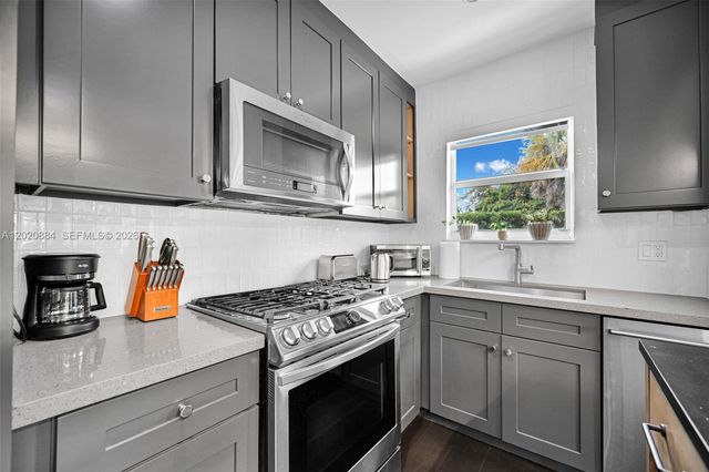 150 NE 50th Ter, Miami, FL 33137