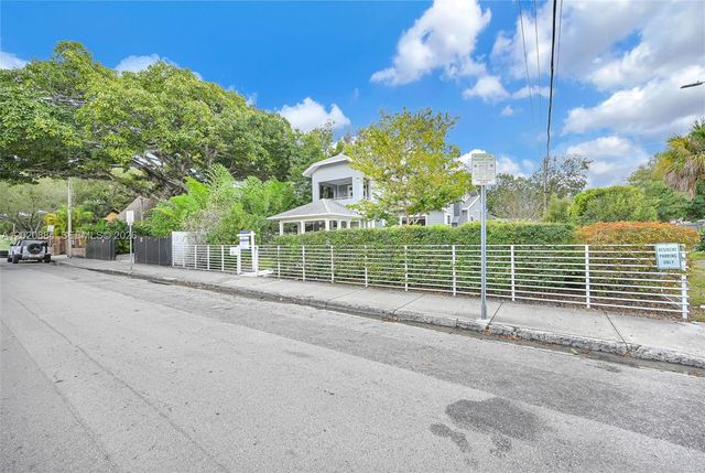 150 NE 50th Ter, Miami, FL 33137