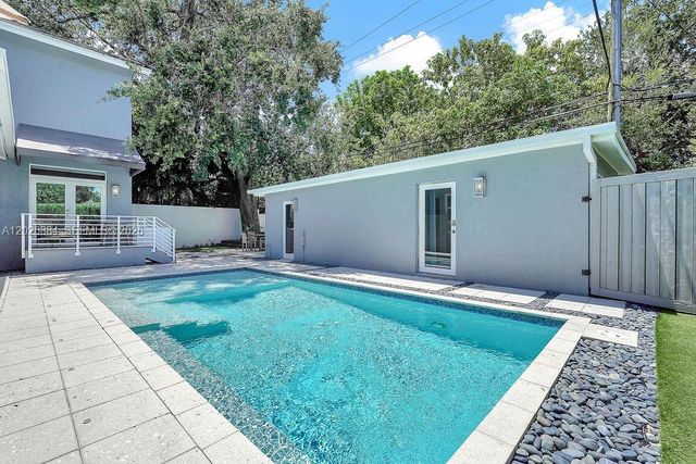 150 NE 50th Ter, Miami, FL 33137