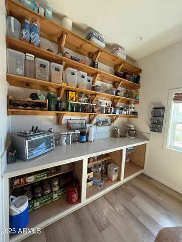 37221 N 12TH Street, Phoenix, AZ 85086