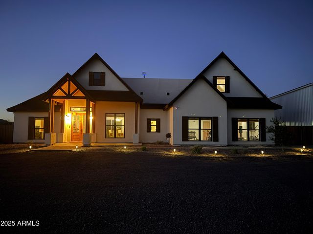 37221 N 12TH Street, Phoenix, AZ 85086