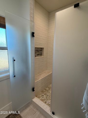 37221 N 12TH Street, Phoenix, AZ 85086