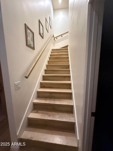 37221 N 12TH Street, Phoenix, AZ 85086