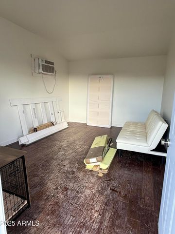 37221 N 12TH Street, Phoenix, AZ 85086