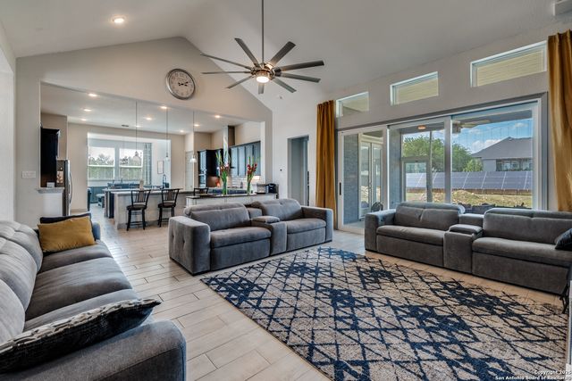 8207 Garden Arbor, San Antonio, TX 78266