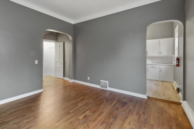 809-807 W Cedar Street, Kalamazoo, MI 49007
