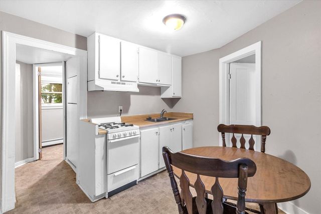 809-807 W Cedar Street, Kalamazoo, MI 49007