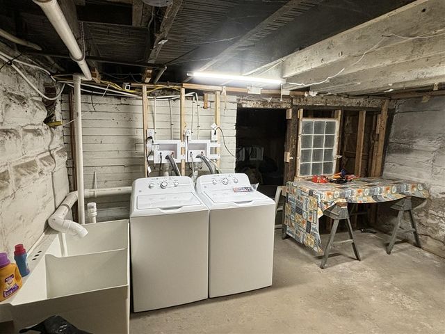 809-807 W Cedar Street, Kalamazoo, MI 49007